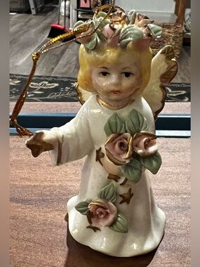 VTG Ceramic Christmas 4" Angel Ornament Holding Pink Roses Gold Trim by Autom